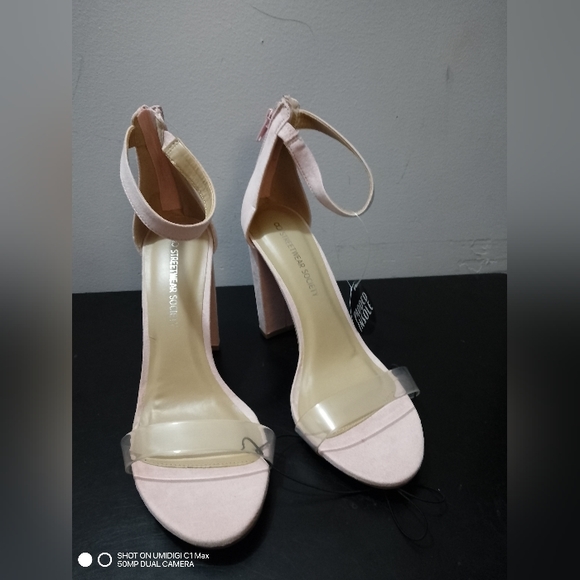 Pink sandals - Picture 10 of 12